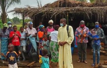 Jóvenes en riesgo de perder la fe debido a la pandemia: advierten misioneros