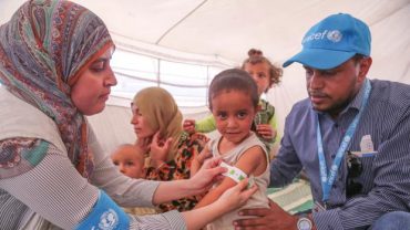 Ayuda humanitaria y vacunas para miles de niños sirios