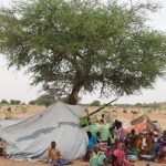 El Papa a niños africanos: «Luchen por la paz, la humanidad está en peligro»