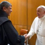 El padre Faltas recuerda al papa Francisco: La fuerza de la mansedumbre, el coraje del Amor