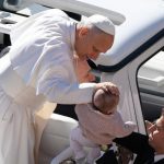 El Papa: que los jóvenes y la Iglesia sirvan al Reino de Dios